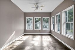 118 Fredricksburg Way photo 4