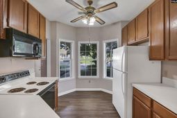 118 Fredricksburg Way photo 4
