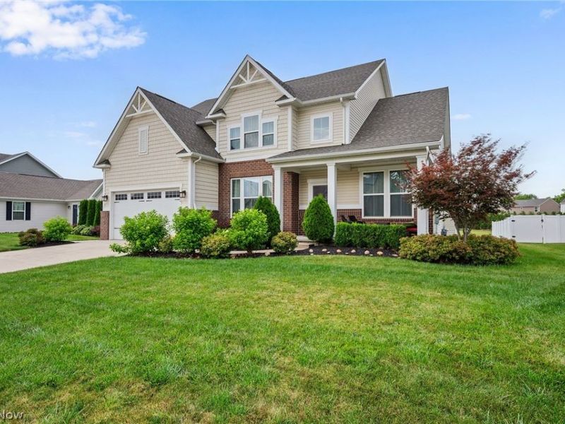492 Prestwick Path, Painesville Township, OH 44077 Photo 2