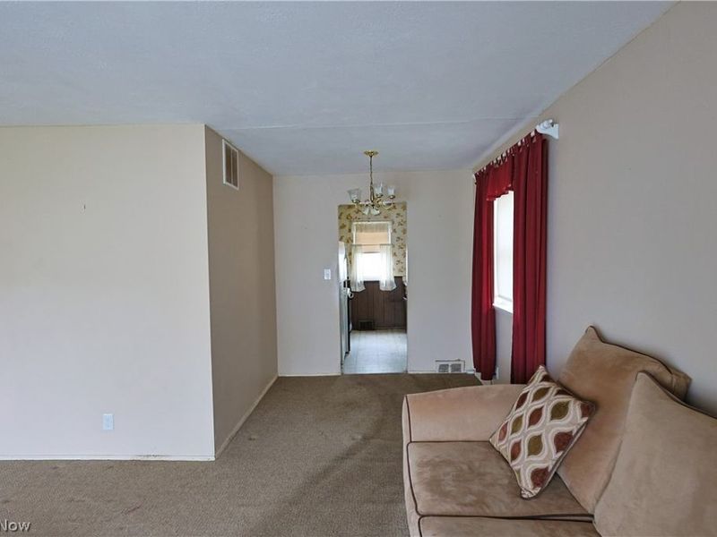 26490 Drakefield Avenue, Euclid, OH 44132 Photo 5