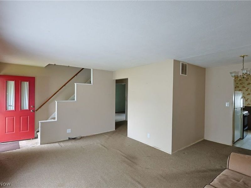 26490 Drakefield Avenue, Euclid, OH 44132 Photo 6