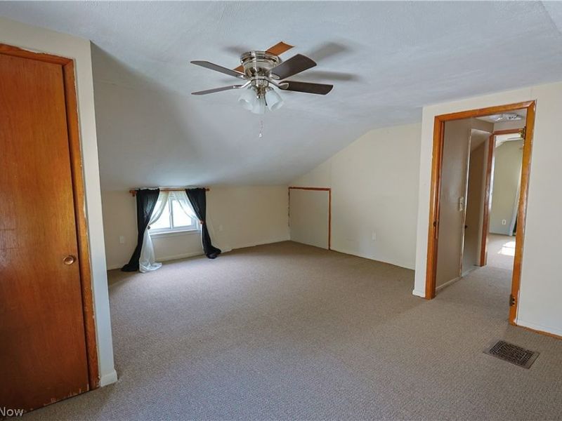 26490 Drakefield Avenue, Euclid, OH 44132 Photo 9