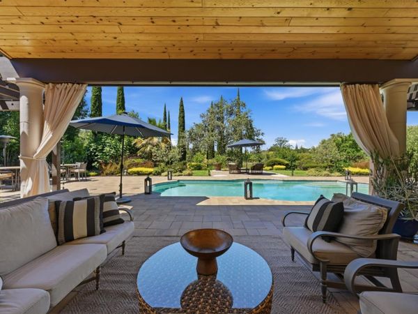 4216 Savoie Ct, Loomis, CA 95650