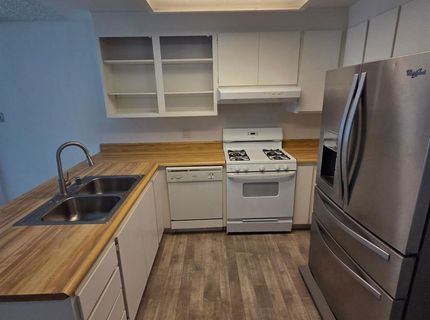 5689 Andrea Blvd, Sacramento, CA 95842 Photo