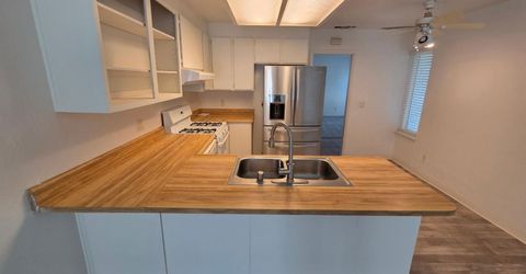 5689 Andrea Blvd, Sacramento, CA 95842 Photo