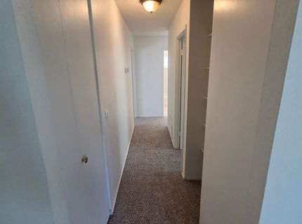 5689 Andrea Blvd, Sacramento, CA 95842 Photo