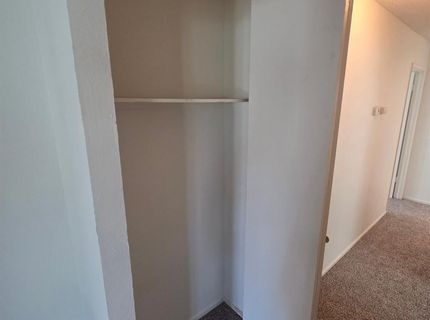 5689 Andrea Blvd, Sacramento, CA 95842 Photo