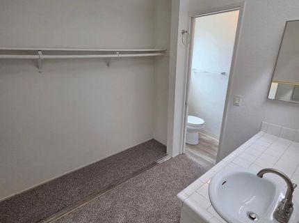 5689 Andrea Blvd, Sacramento, CA 95842 Photo