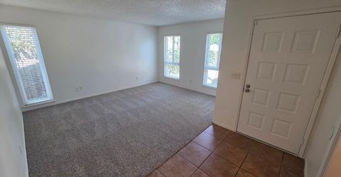 5689 Andrea Blvd, Sacramento, CA 95842 Photo