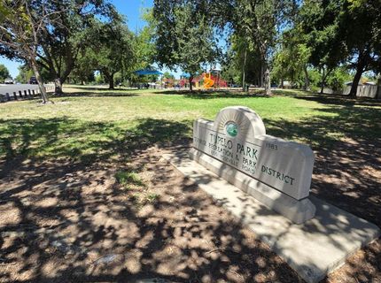 5689 Andrea Blvd, Sacramento, CA 95842 Photo