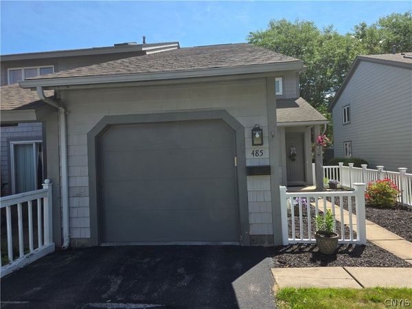 485 Summerhaven Drive N, Unit 485, East Syracuse, NY 13057
