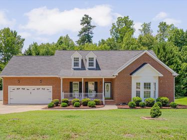 1008 Edenburghs Keep Drive, Knightdale, NC 27545