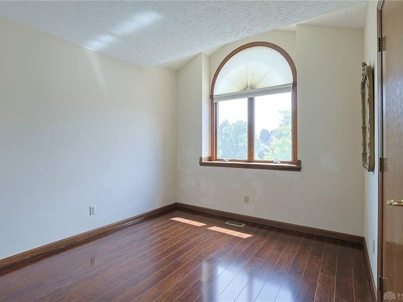 1816 Londonderry Drive, Unit 4, Middletown, OH 45042 Photo 17