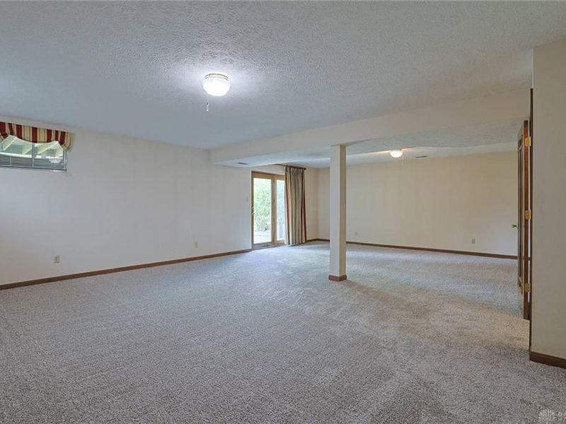 1816 Londonderry Drive, Unit 4, Middletown, OH 45042 Photo 19