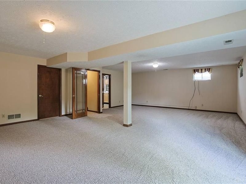 1816 Londonderry Drive, Unit 4, Middletown, OH 45042 Photo 21