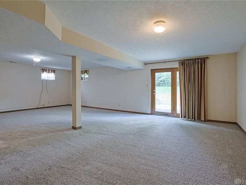 1816 Londonderry Drive, Unit 4, Middletown, OH 45042 Photo 22