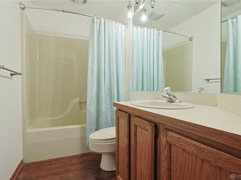 1816 Londonderry Drive, Unit 4, Middletown, OH 45042 Photo 23
