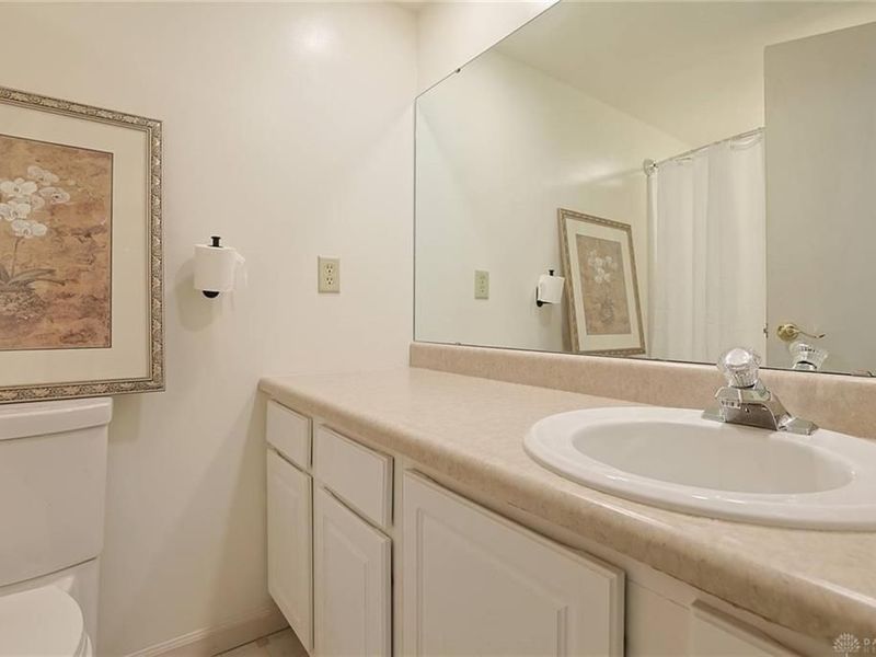 1816 Londonderry Drive, Unit 4, Middletown, OH 45042 Photo 24