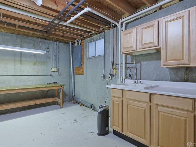 1816 Londonderry Drive, Unit 4, Middletown, OH 45042 Photo 26