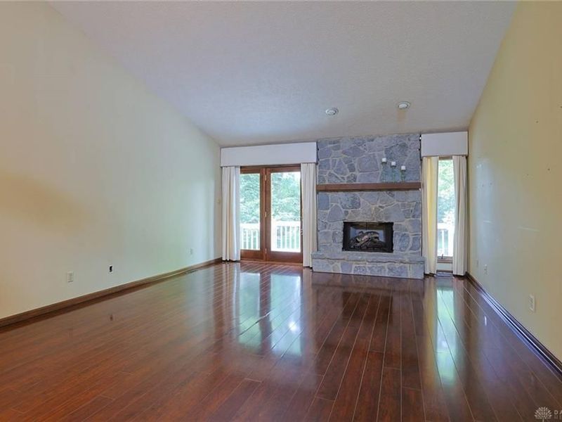 1816 Londonderry Drive, Unit 4, Middletown, OH 45042 Photo 3