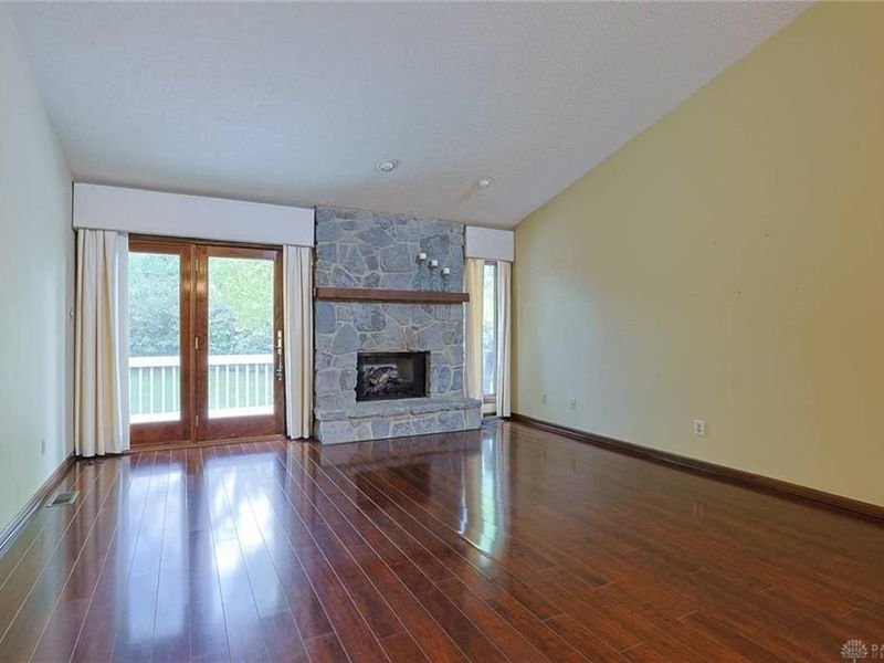 1816 Londonderry Drive, Unit 4, Middletown, OH 45042 Photo 4