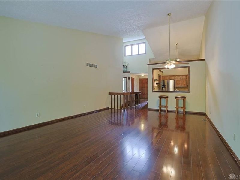 1816 Londonderry Drive, Unit 4, Middletown, OH 45042 Photo 5