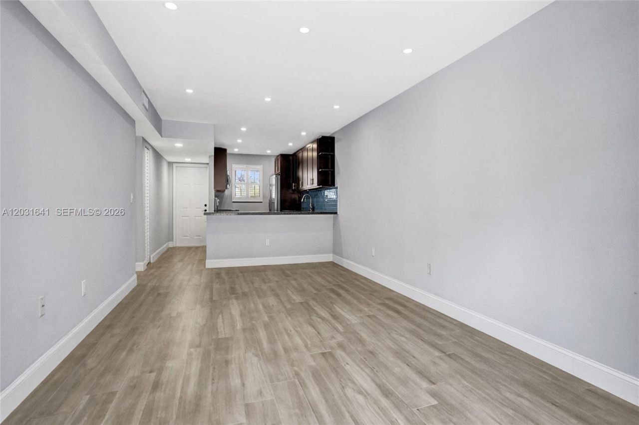 4600 SW 67 Ave , Unit 107, Miami, FL 33155 Photo