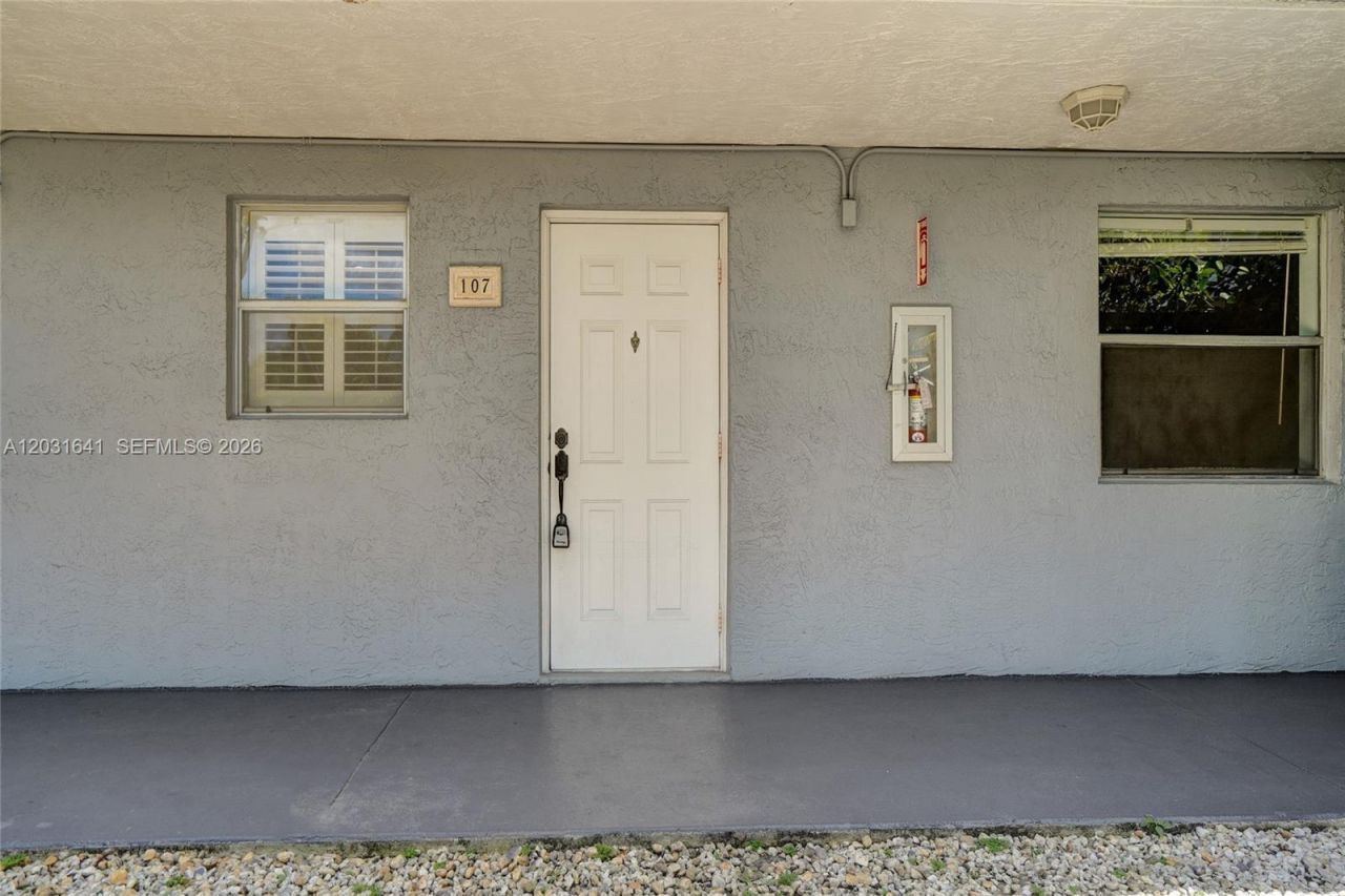4600 SW 67 Ave , Unit 107, Miami, FL 33155 Photo
