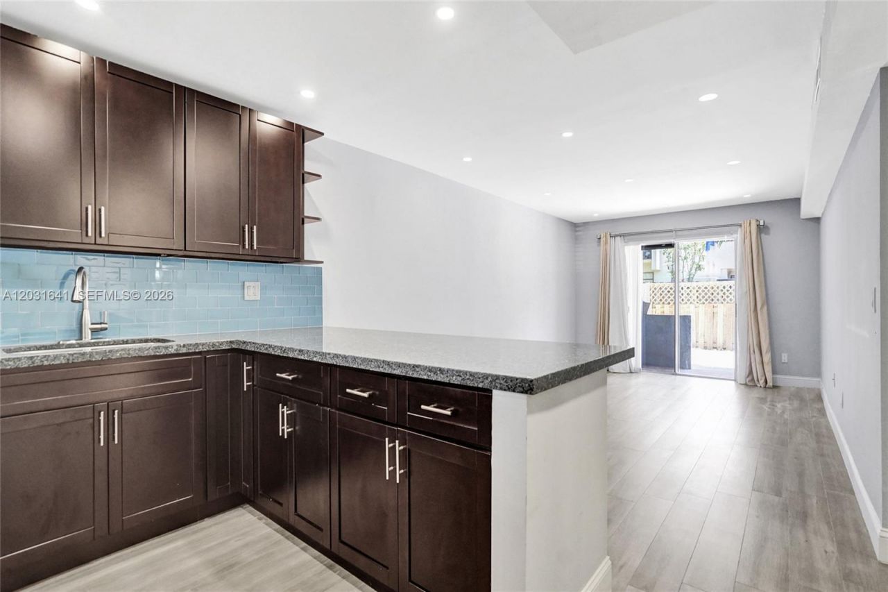 4600 SW 67 Ave , Unit 107, Miami, FL 33155 Photo