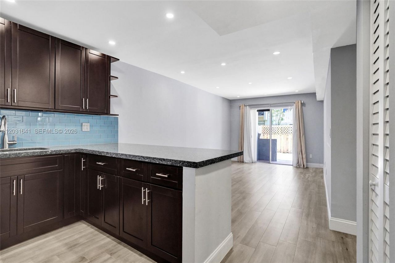 4600 SW 67 Ave , Unit 107, Miami, FL 33155 Photo