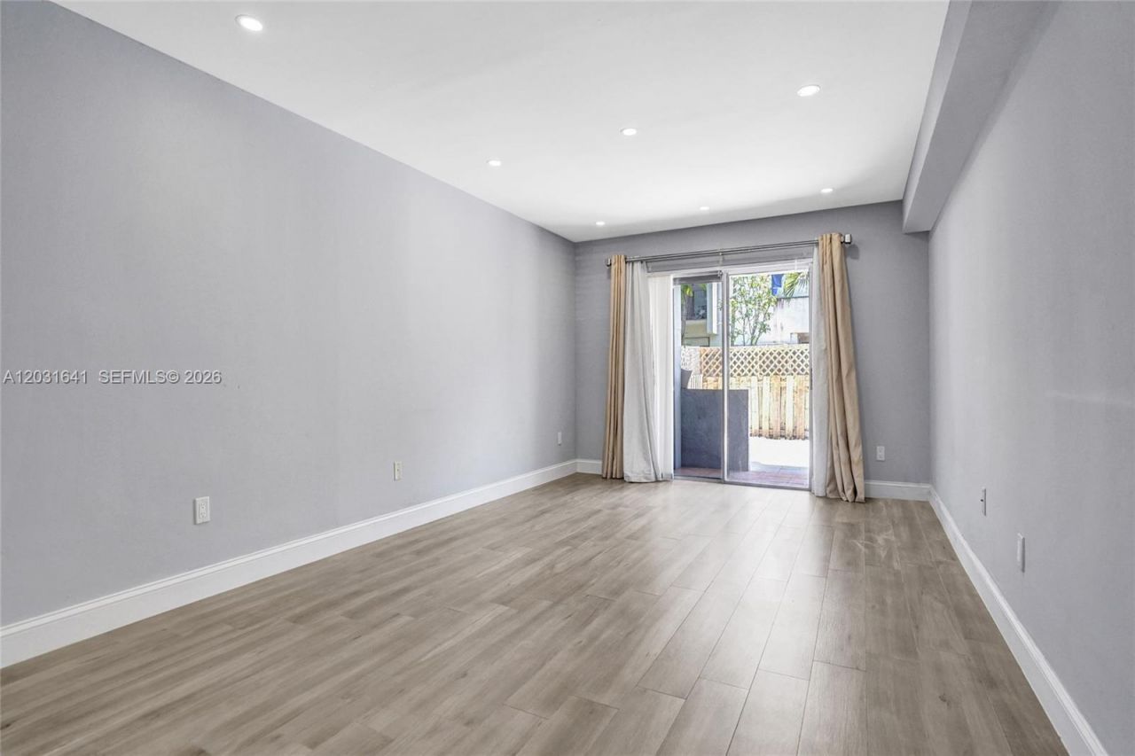 4600 SW 67 Ave , Unit 107, Miami, FL 33155 Photo