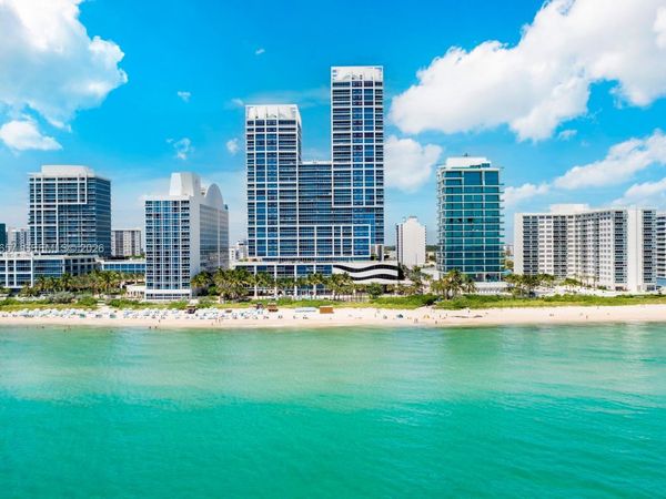 6801 Collins Ave , Unit 414, Miami Beach, FL 33141