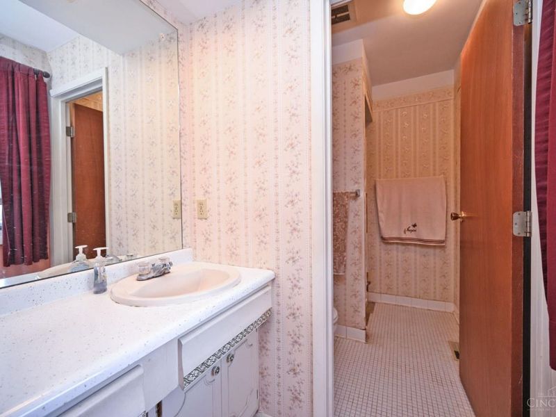 12045 Deerhorn Drive, Springfield Twp., OH 45240 Photo 27