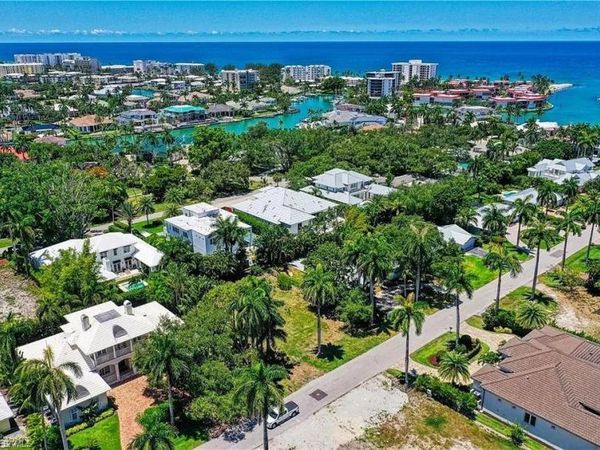 400 Wedge DR , NAPLES, FL 34103