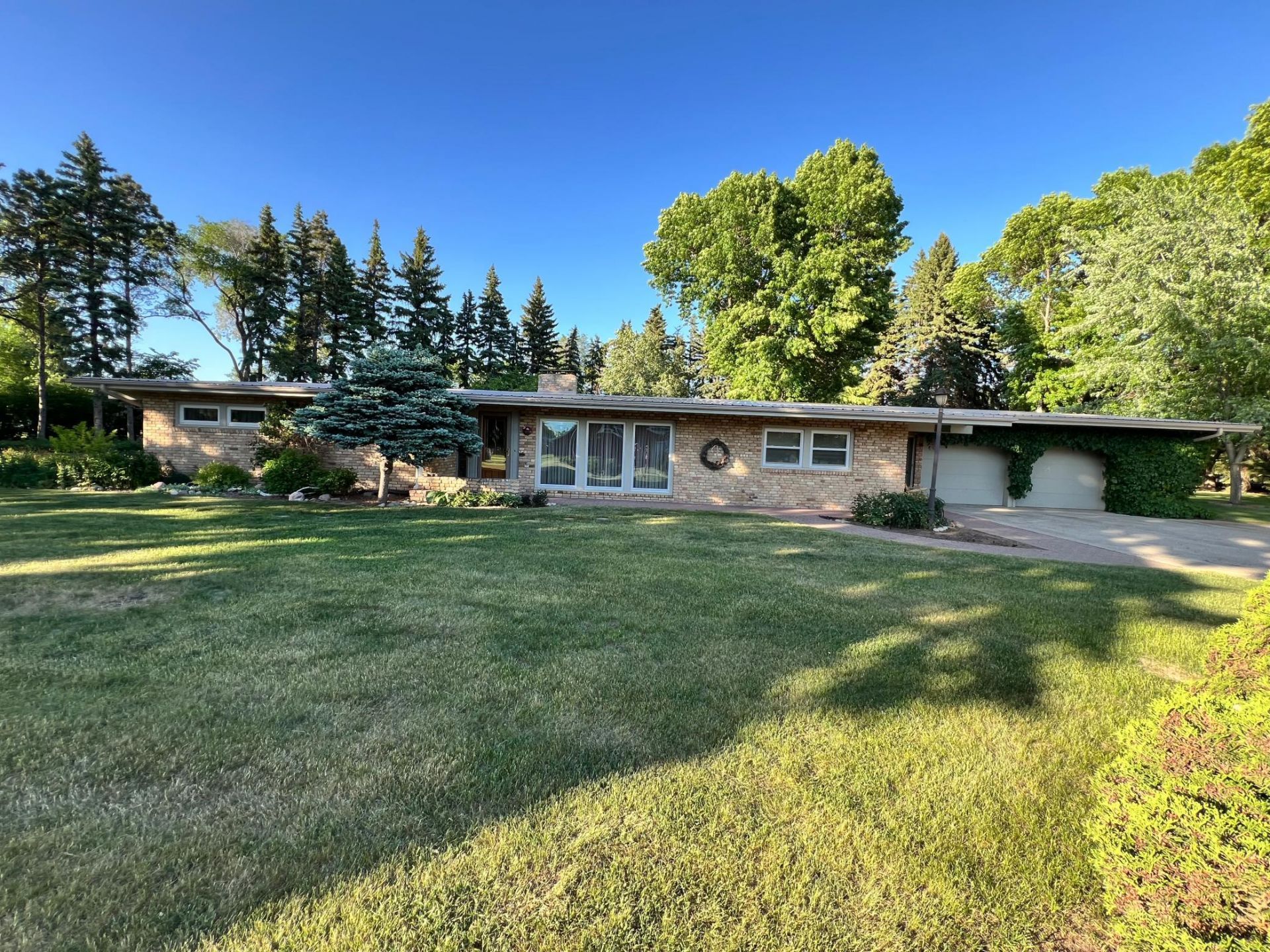 803 Spruce Court primary photo