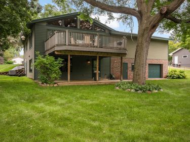 3325 Niagara Lane N, Plymouth, MN 55447