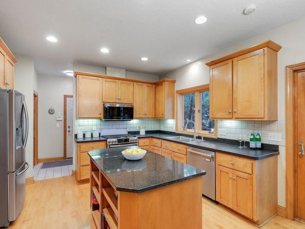 5900 Vernon Avenue S, Edina, MN 55436