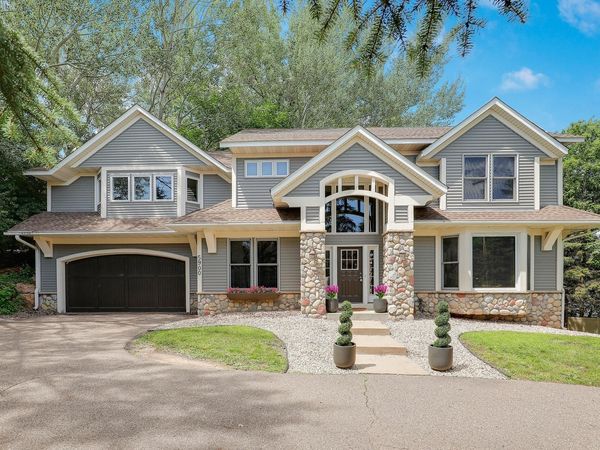 5900 Vernon Avenue S, Edina, MN 55436