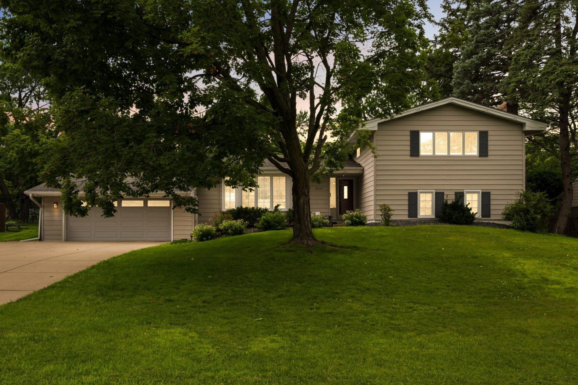 6620 Limerick Lane  Edina, MN 55439