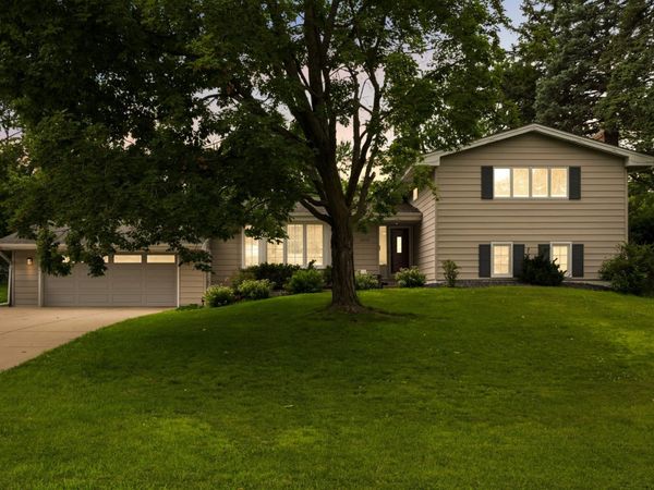 6620 Limerick Lane, Edina, MN 55439