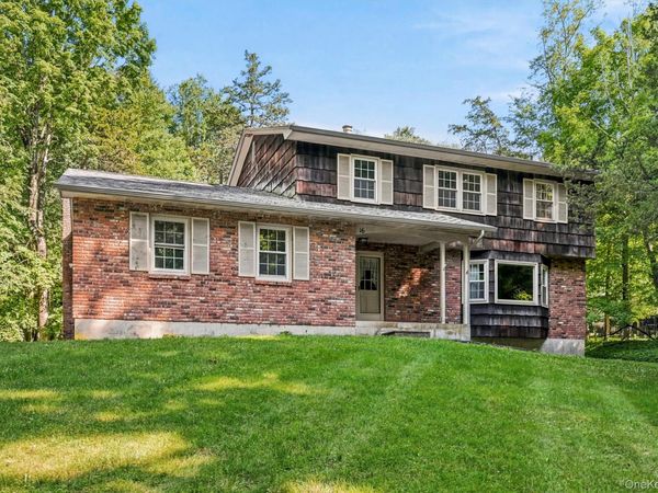 16 Panel Lane, Florida, NY 10921