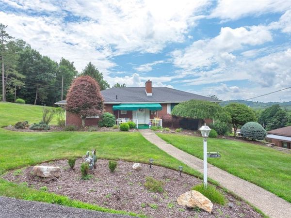 1317 Clifton Road, Washington, PA 15301