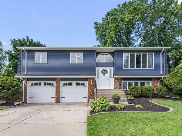 5025 W 88th Court, Crown Point, IN 46307