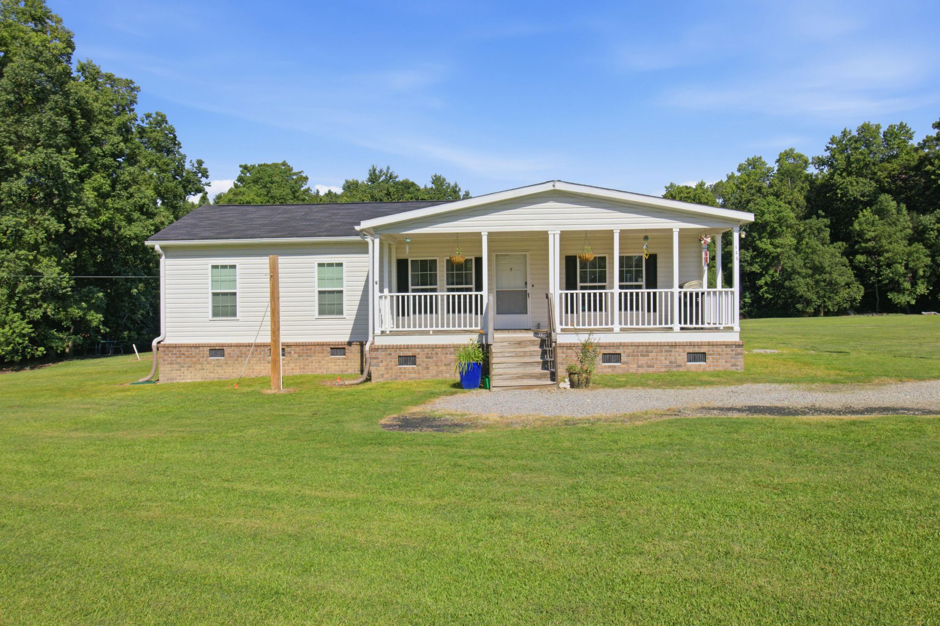 120 Godfrey Lane Photo 10