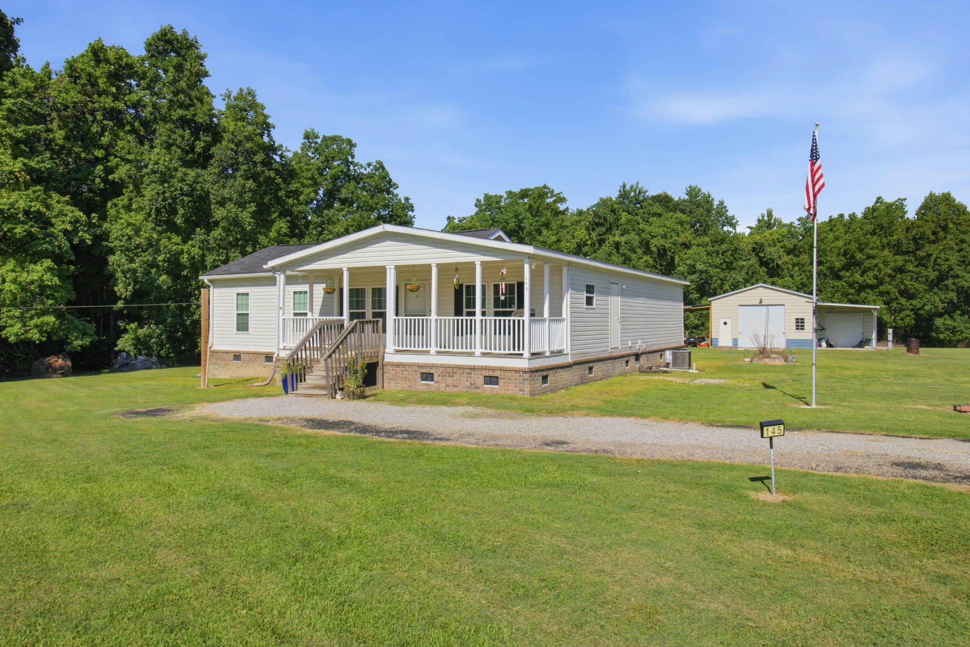 120 Godfrey Lane Photo 12