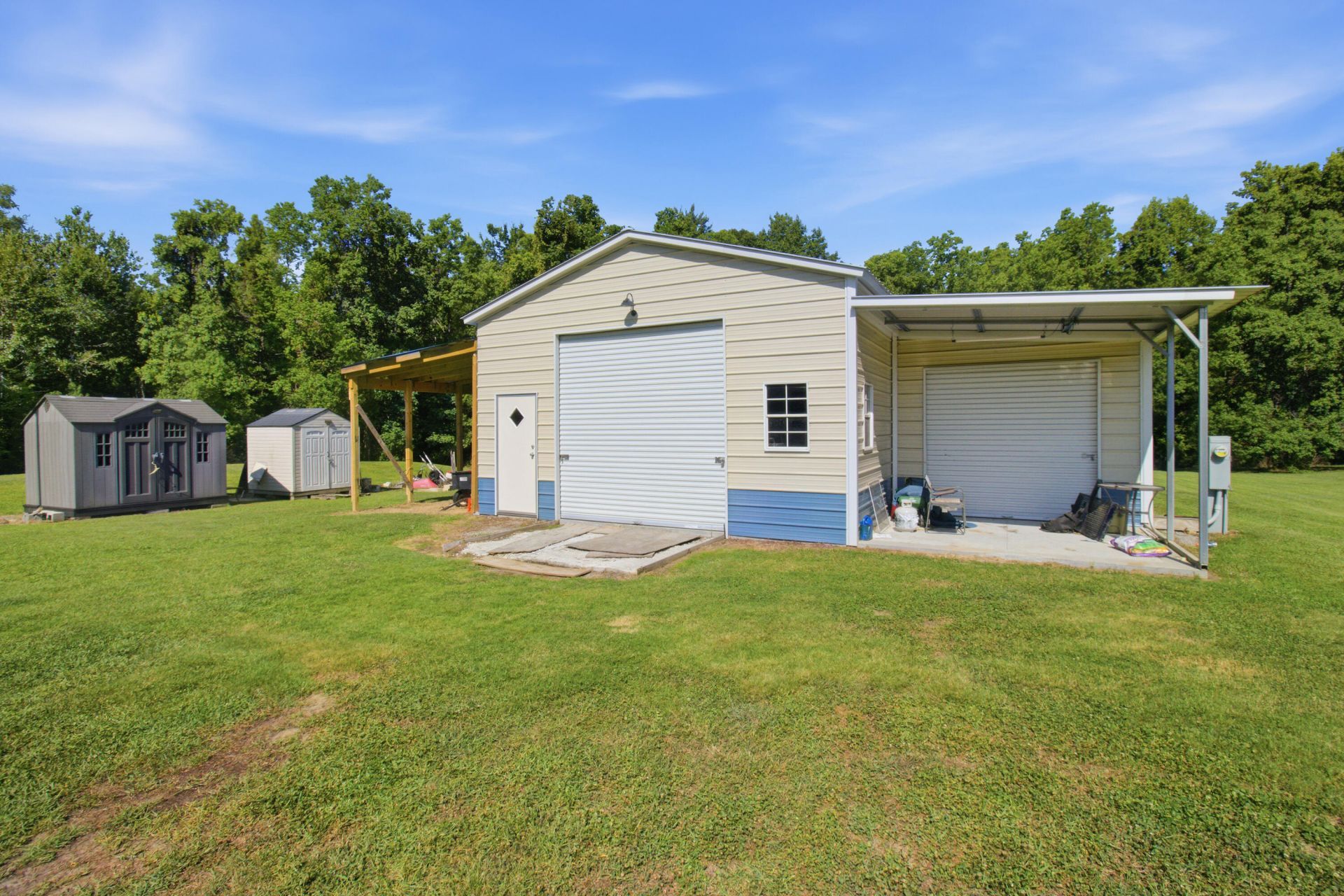 120 Godfrey Lane Photo 16