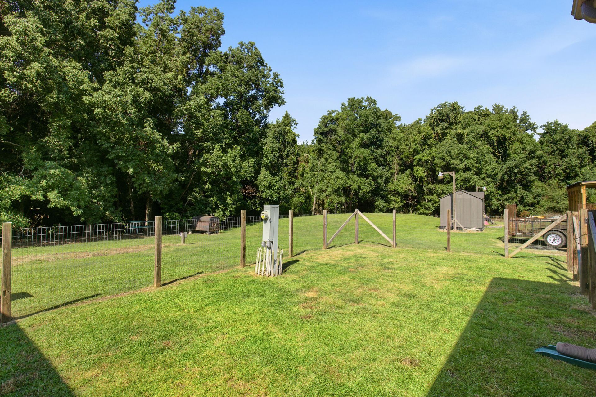 120 Godfrey Lane Photo 17