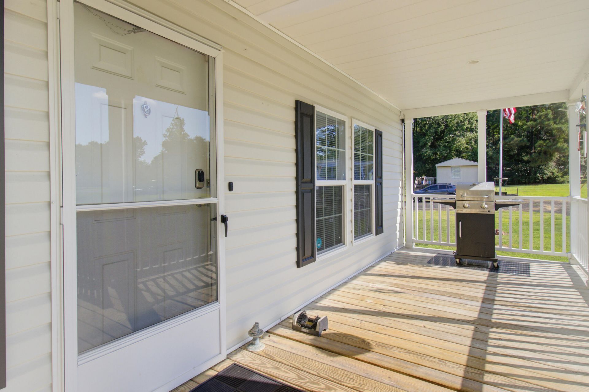 120 Godfrey Lane Photo 18