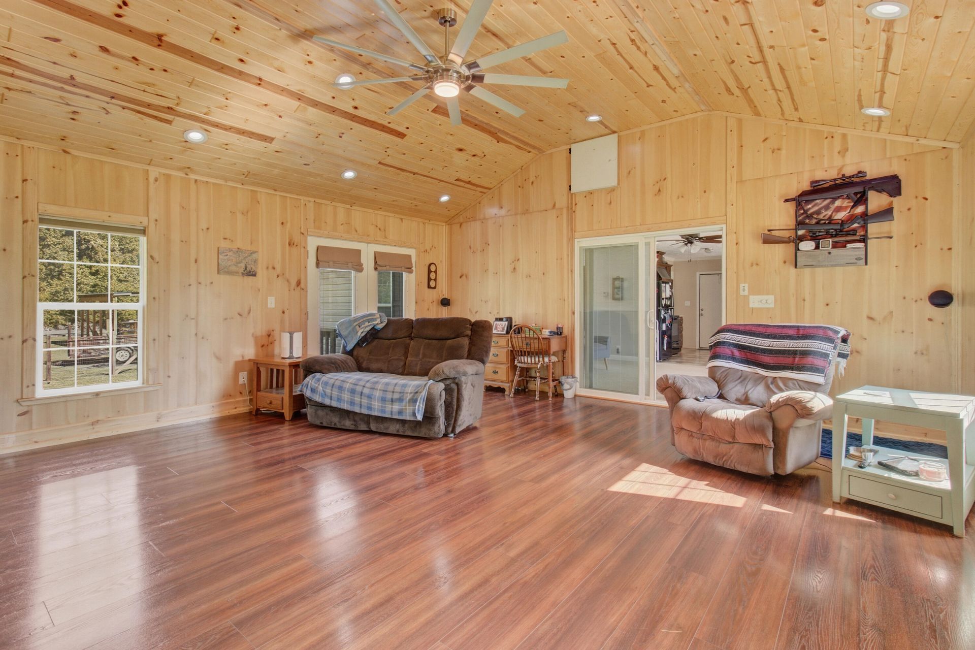 120 Godfrey Lane Photo 22