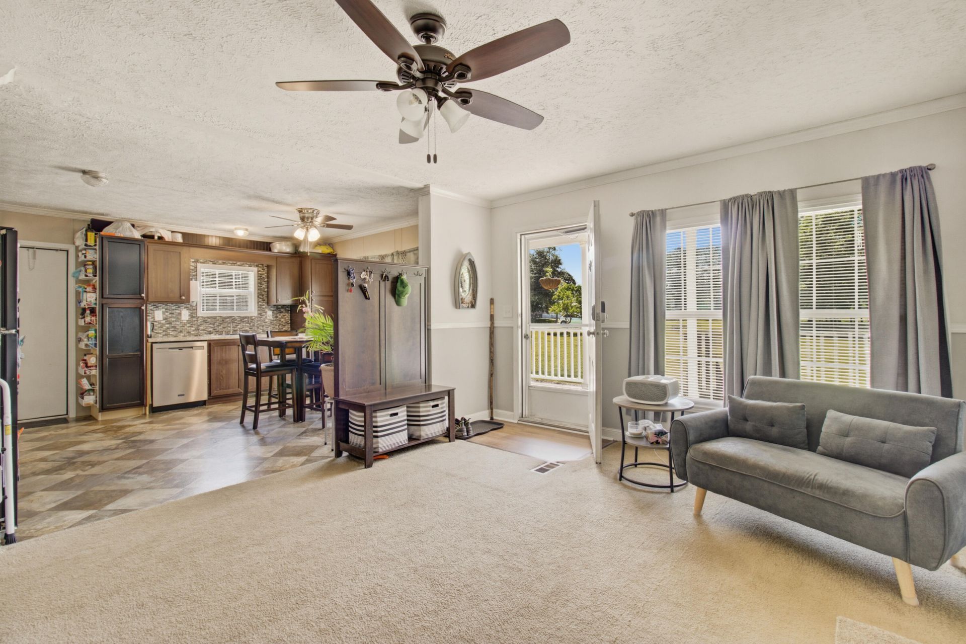 120 Godfrey Lane Photo 23